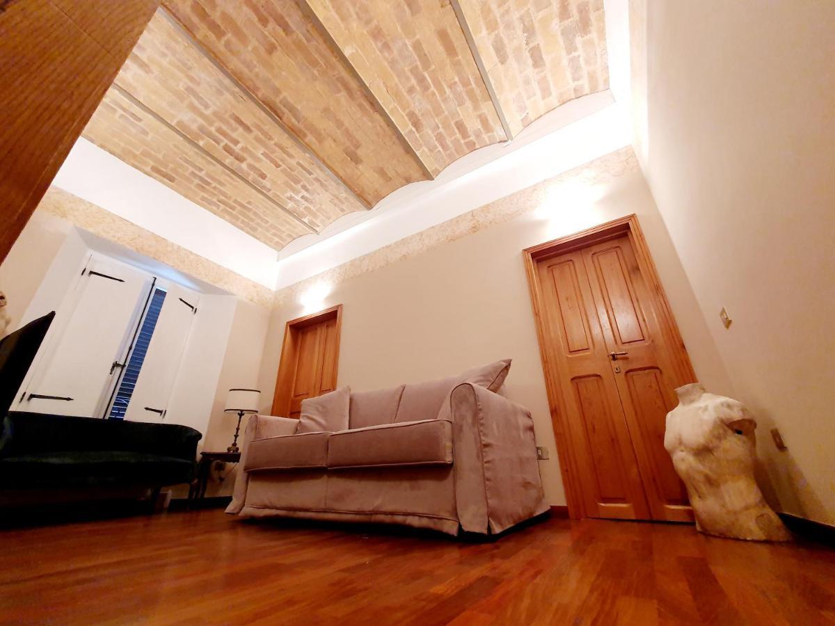1878s By Aat- Luxury Historic House Piazza Di Spagna Apartment Rom