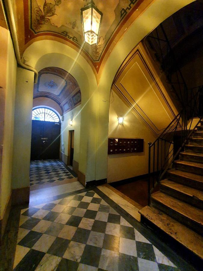 Apartment 1878s By Aat- Luxury Historic House Piazza Di Spagna *