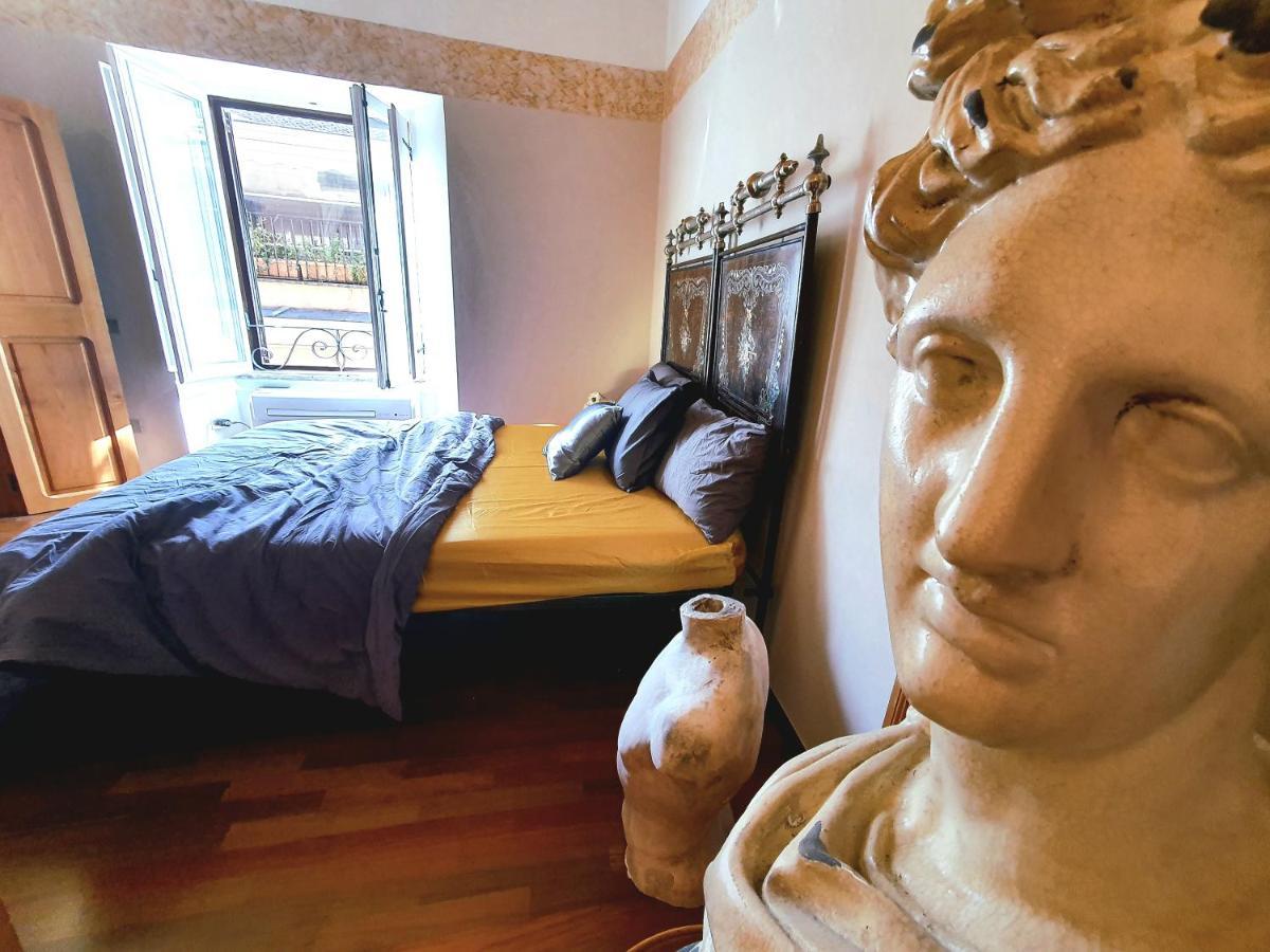 Apartment 1878s By Aat- Luxury Historic House Piazza Di Spagna Rom