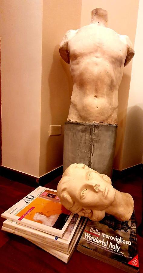 Apartment 1878s By Aat- Luxury Historic House Piazza Di Spagna Rom